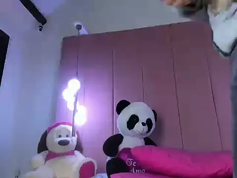 Chat XXX en directo de Anyelii_hot