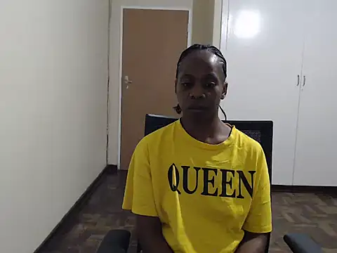 QUEENMANDYY Show Webcam