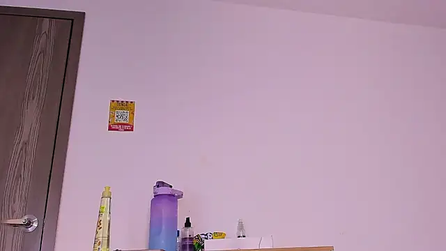 Chat +18 de alexa_pariss ao vivo