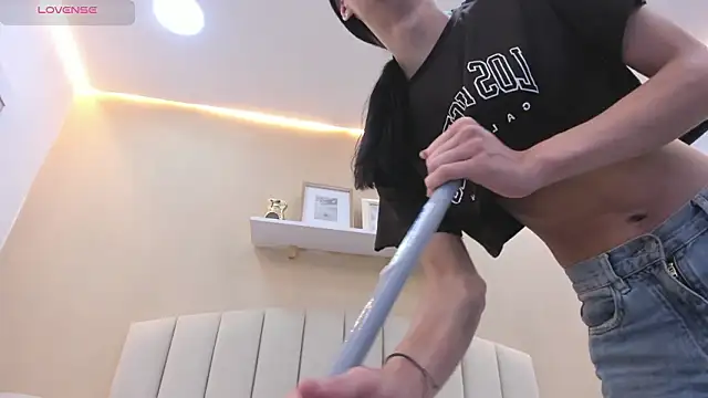 Czat XXX na żywo – Mia_thompson_19