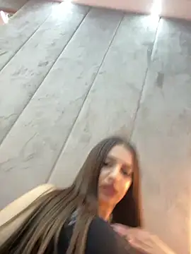 Chat +18 de Anyssia ao vivo