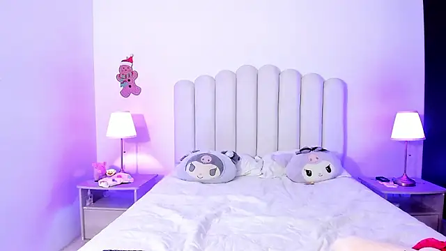 Chat +18 de SofieBunnie ao vivo