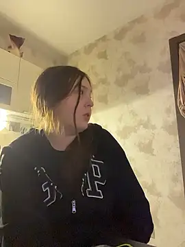 Czat XXX na żywo – Charming_hamster_