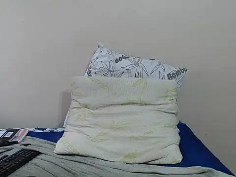 Chat +18 de SexyLipss_ ao vivo