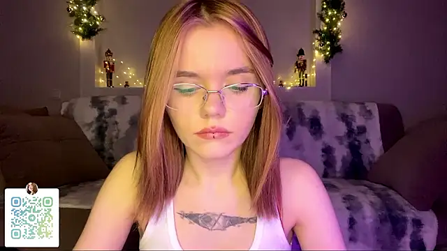 Chat +18 de ZealousCulex ao vivo