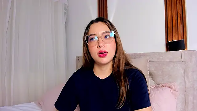 MillieBabe9's Live XXX Chat