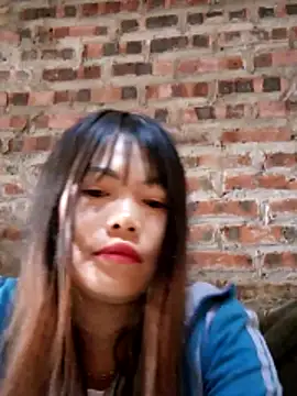 yana-zz 在線直播表演