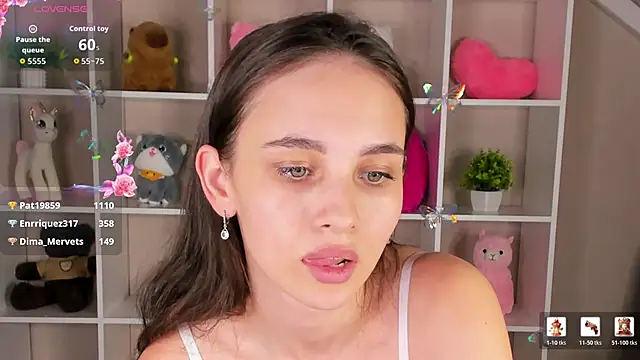 Chat +18 de Skye_Taylor ao vivo