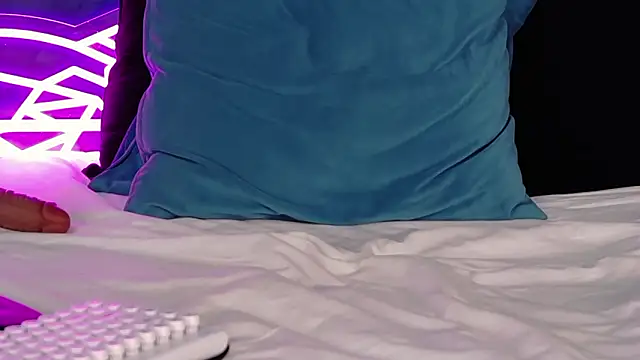 HaliaGlass' Live XXX Chat