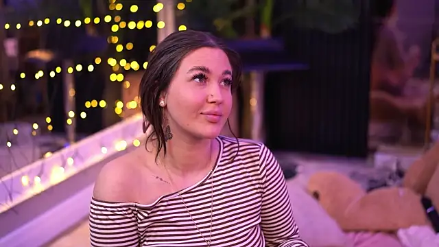 Chat +18 de AkaliLuna ao vivo