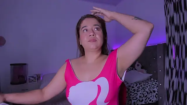 Chat +18 de naive_natty10 ao vivo