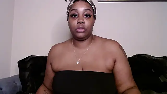 Chat +18 de Damnchloe ao vivo