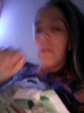 Chat +18 de vamporasuccubus19777 ao vivo