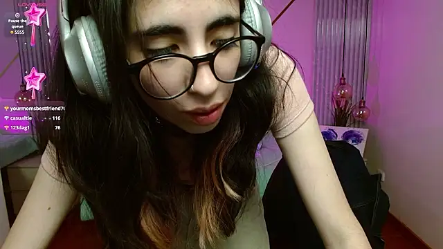 Chat +18 de LenaRoses ao vivo