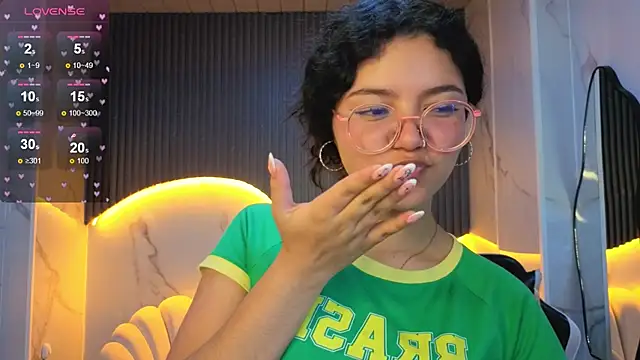 victoria_castillo_b Live XXX-Chat