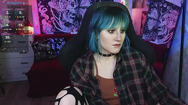 Chat +18 de little_Elika ao vivo