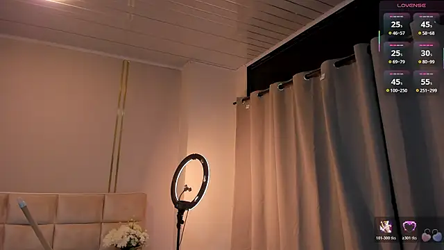 Heicy_'s Live XXX Chat