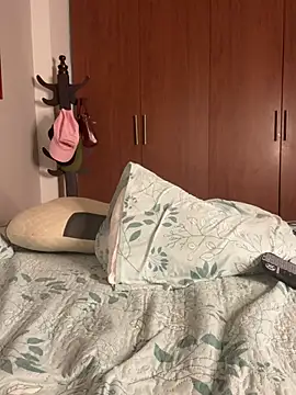 AkiraY10 Chat XXX live