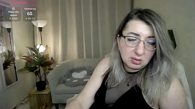 KKMimiKK Live XXX-Chat