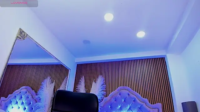 SelenaStonneのライブXXXチャット