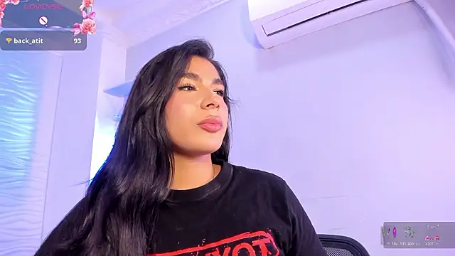 IsabelleFoxx_のライブXXXチャット