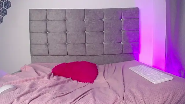 Chat XXX ao vivo de Valen_luxx