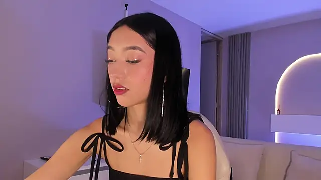 millieskinny18_ Live XXX Chat