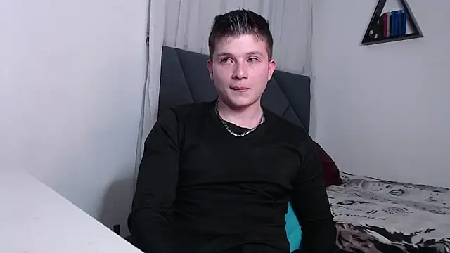 MathewCollin: онлайн-секс-чат