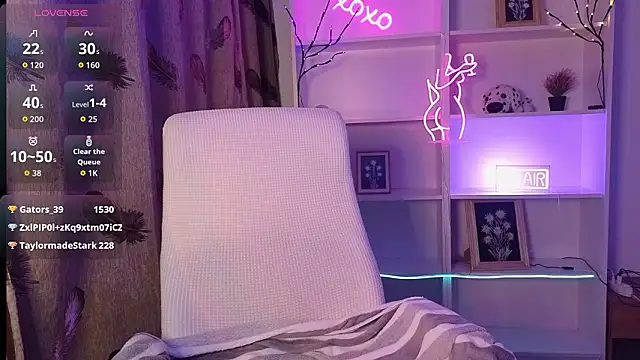 adrelaxina élő XXX-chatje