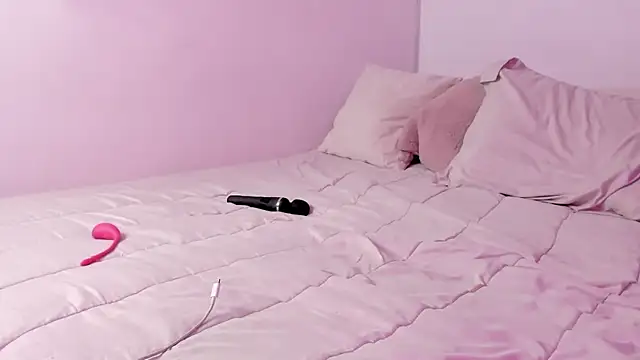 valy_shyness élő XXX-chatje