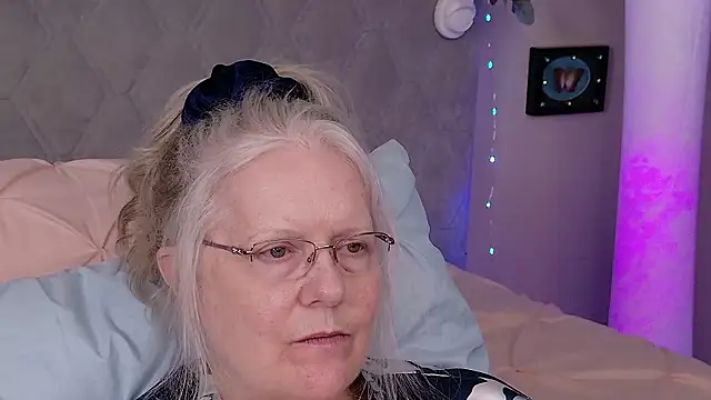 Онлайн чат XXX Kaitlyn_Winters