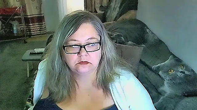 sex2 Adlı Modelin Canlı XXX Sohbeti