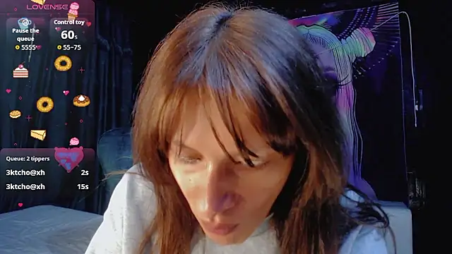 XXX chat uživo modela Summer_XO