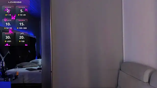 AmmyJones_'s Live XXX Chat