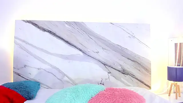 thamiina_'s Live XXX Chat