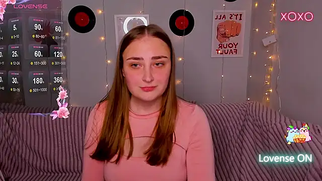 MilliStrii Adlı Modelin Canlı XXX Sohbeti