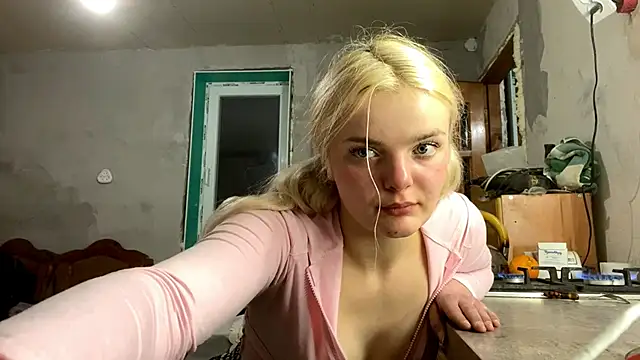 TuTimmer Adlı Modelin Canlı XXX Sohbeti