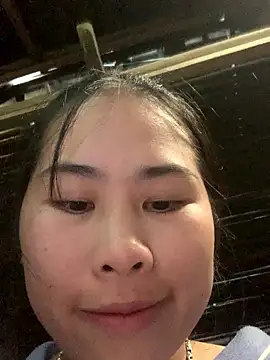 patry33 Adlı Modelin Canlı XXX Sohbeti