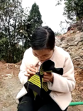 ngan-cute Chat XXX in diretta