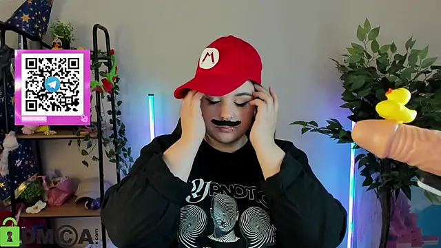 Mia_R0ss Chat XXX in diretta