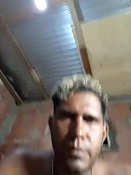 yanshotQQQQ's Live XXX Chat