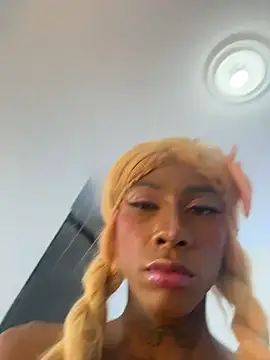 Mara_royal's Live XXX Chat