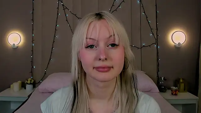 AdeleSilvy 即時 XXX 聊天