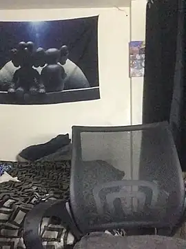 slimgod13's Live XXX Chat