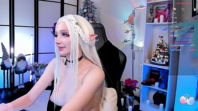 MilkyCute's Webcam Show