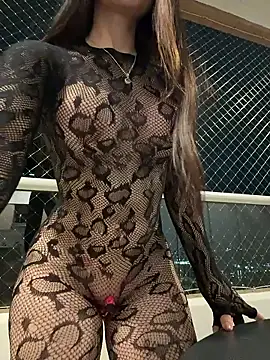 rubyhill_2711 Adlı Modelin Canlı XXX Sohbeti