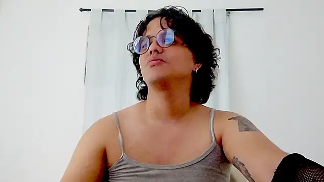 Diane_blossom's Webcam Show