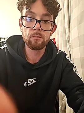 MPlays4u's Webcam Show