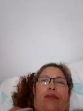 Cessi50: онлайн-секс-чат