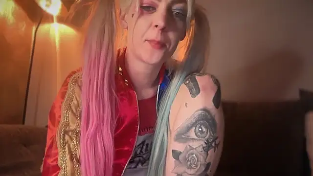 Melina_Diamond Chat XXX in diretta